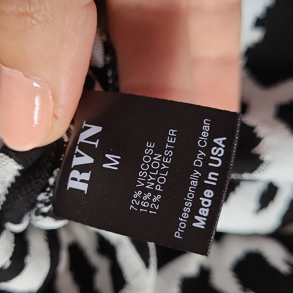 RVN Dress - Picture 5 of 9